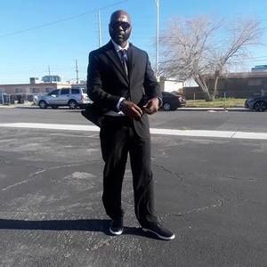 Meet your Posher, Derrick